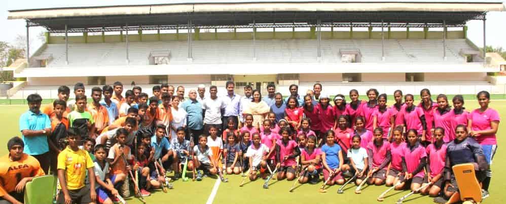 हॉकीपटू विक्रम पिल्ले यांचा आदर्श ठेवून, शहरातही ऑलिम्पिक हॉकीपटू तयार झाले पाहिजेत - एकनाथ पवार 