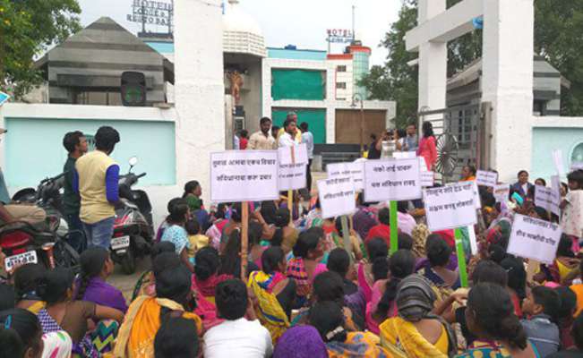 पिंपरीत संविधान सन्मान समन्वय समितीच्या रॅलीचा समारोप