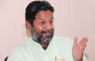 लोकसभेवेळी पार्थ उपरा, बारामतीचा, आता कोल्हापूरच्या चंद्रकांत दादांबाबत काय विशेषणं लावायची?