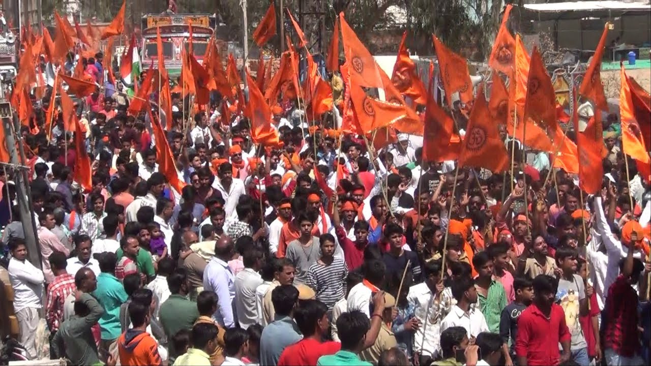 त्या... संचलन रॅलीमध्ये सहभागी विद्यार्थिनींवर गुन्हे दाखल करु नयेत; विमेन हेल्पलाईनची मागणी