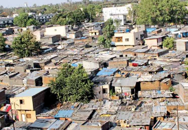 झोपडीधारकांची फोटोपाससाठी लाखोंची फसवणूक; पुराव्याच्या कागदपत्राद्वारेच फोटोपास द्यावा