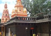 मोरया गोसावी मंदिर परिसरात वाढते अतिक्रमण; लोकप्रतिनिधींचे दुर्लक्ष