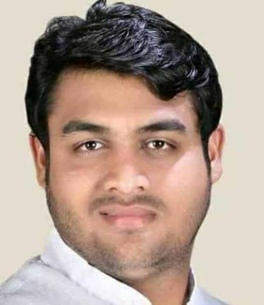 शहर राष्ट्रवादी युवक काँग्रेसतर्फे गुणवंत विद्यार्थ्यांचा सत्कार - विशाल वाकडकर