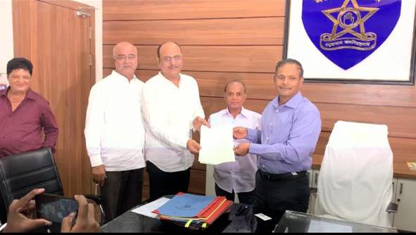 सेवा विकास बँकेच्या खातेदार, ठेवीदारांच्या पैशावर संचालकांचा डल्‍ला; पोलीस आयुक्तांनी हस्तक्षेप करावा;  तक्रारदारांची मागणी 