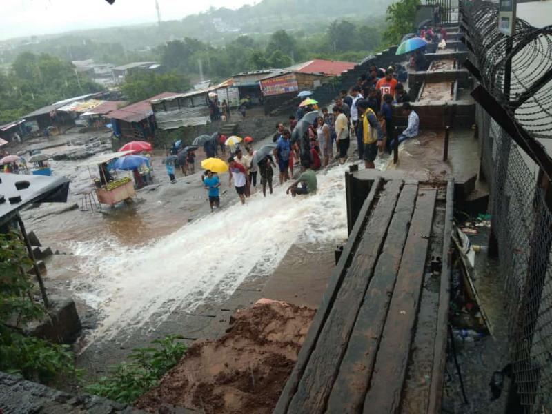 पर्यटकांना खुलवणारे लोणावळ्यातील भुशी धरण फुल्ल....