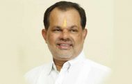 शहरातील नागरिकांसाठी खड्डेमुक्त अभियान राबविण्याची मडिगेरी यांची मागणी