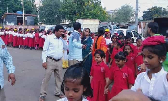 'आरोग्य ही सेवा' अंतर्गत महापालिकेची प्लास्टिक कॅरिबॅग निर्मुलन व जनजागृती प्रभात फेरी