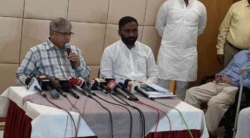वंचित बहुजन आघाडी लढवणार राज्यातील सर्वच्या सर्व जागा - आंबेडकर