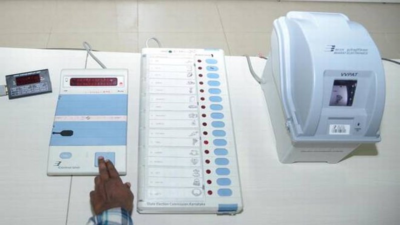 पिंपरी विधानसभा मतदारसंघात EVM तसेच VVPAT मशिनचे प्रात्यक्षिक