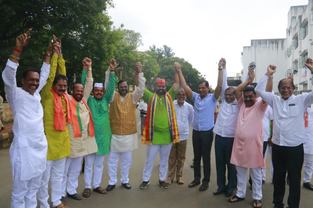 सर्वपक्षीय कार्यकर्ते, नेते यांच्या जोरावर व जनतेच्या आशिर्वादावर मी पुन्हा एकदा प्रचंड मताधिक्याने विजयी होईन - आ. लांडगे