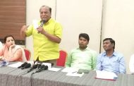 अ. जातीच्या अ, ब, क, ड प्रवर्ग निर्मितीसाठी सर्वोच्च न्यायालयाचा महिन्याभरात निर्णय