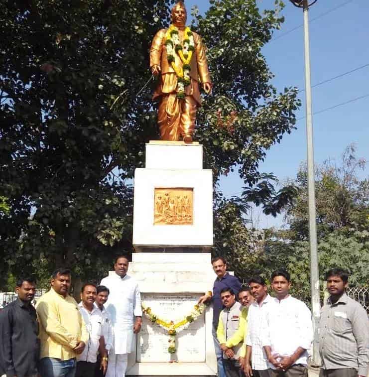यशवंतराव चव्हाण यांनी कॉंग्रेसचा झेंडा व विचार कधीही सोडले नाहीत - सचिन साठे