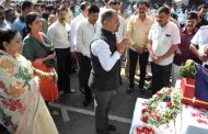अग्निशामक विभाग व महापालिकेच्या वतीने विशाल जाधव या जवानाला श्रद्धांजली अर्पण...
