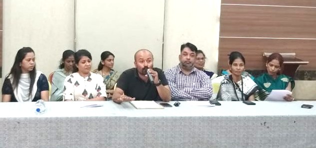 शिक्षणाचे बाजारीकरण विरोधात मुख्यमंत्र्यांच्या दारात करणार उपोषण - प्रदीप नाईक