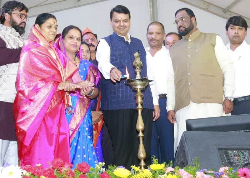 महेश हा जनतेच्या मनातील माणूस आहे - माजी मुख्यमंत्री देवेंद्र फडणवीस