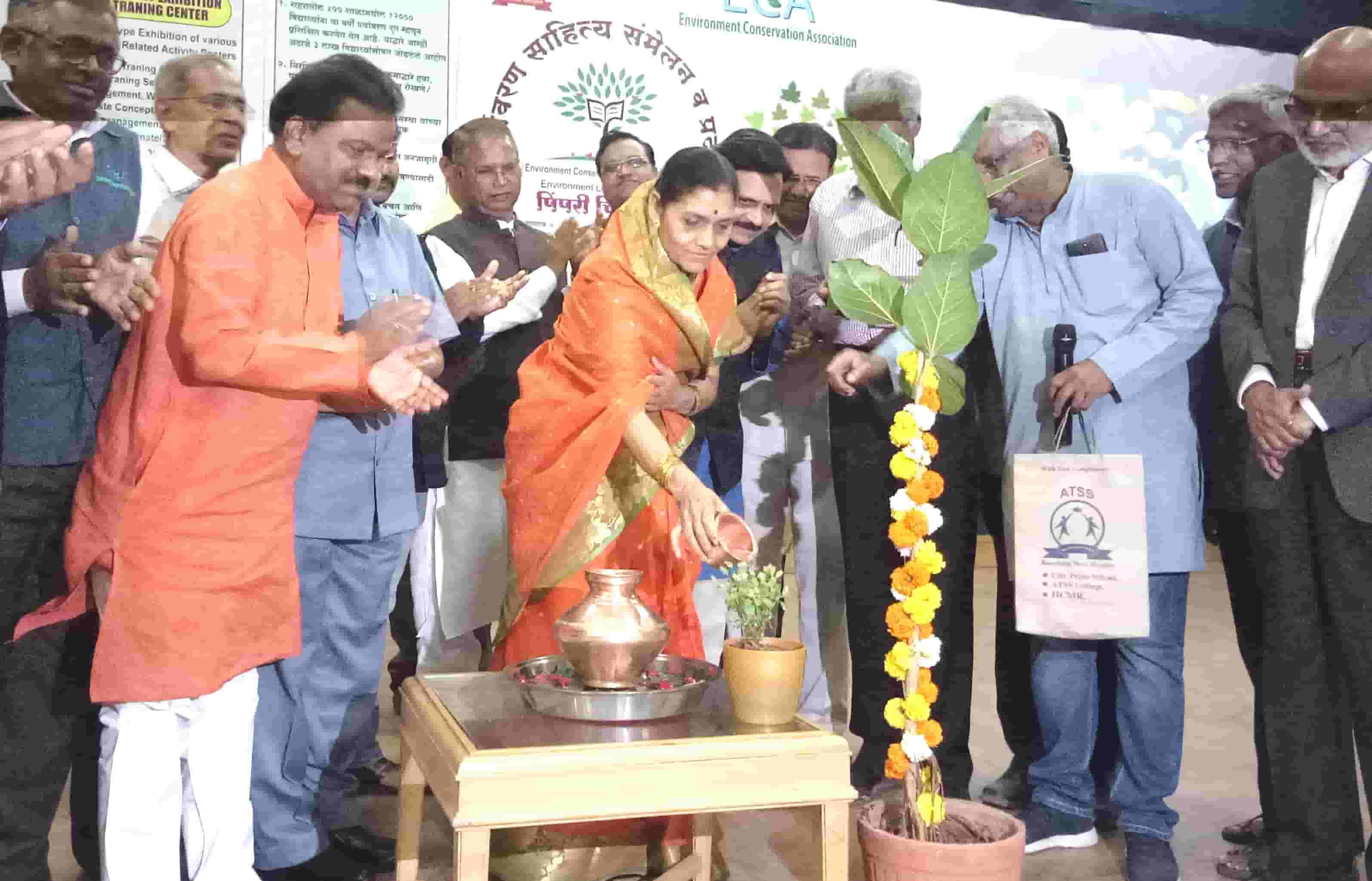 पर्यावरणाचा ऱ्हास थांबवला पाहिजे : महापौर...