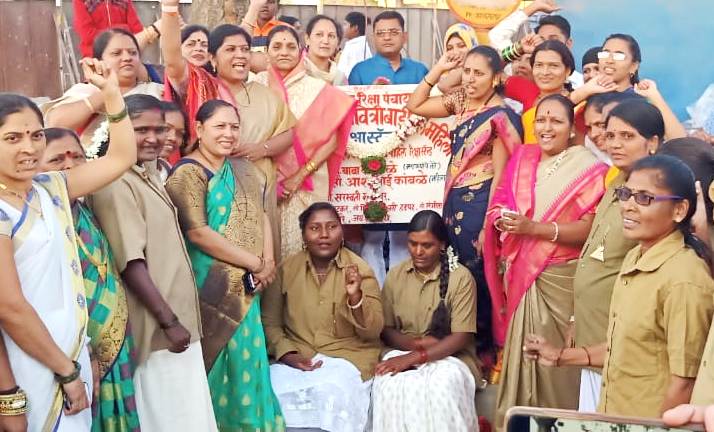 महिलांच्या देशातील पहिल्या रिक्षास्टॅन्डचे महापौरांच्या हस्ते उद्घाटन संपन्न...