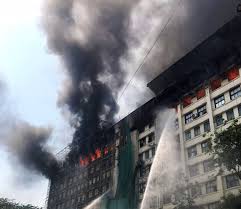 मुंबईतील जीएसटी भवनाला भीषण आग...