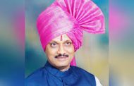 अंदाजपत्रकेच्या तिसर्‍या पानांवर उपमुख्यमंत्री व पालकमंत्री अजित पवार यांचा फोटो...