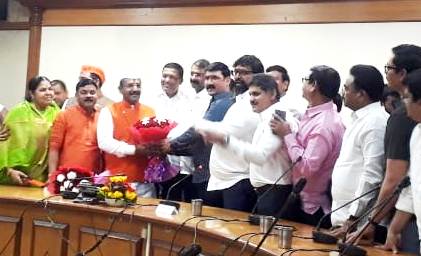 स्थायी समिती अध्यक्षपदी भाजपचे नगरसेवक संतोष लोंढे यांची बिनविरोध निवड...