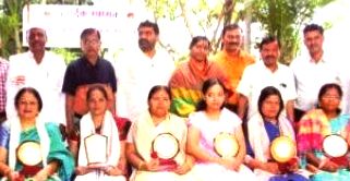 मराठवाडा जनविकास संघाच्या वतीने उल्लेखनीय व कर्तबगार महिलांचा सत्कार ...