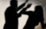पोलिसात तक्रार देण्याच्या कारणावरून जावायाने सासूच्या डोक्यात घातली फरशी...