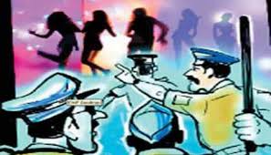 वाकडमधील कनक स्पा सेंटरवर पोलिसांचा छापा; महिलांची केली सुटका...