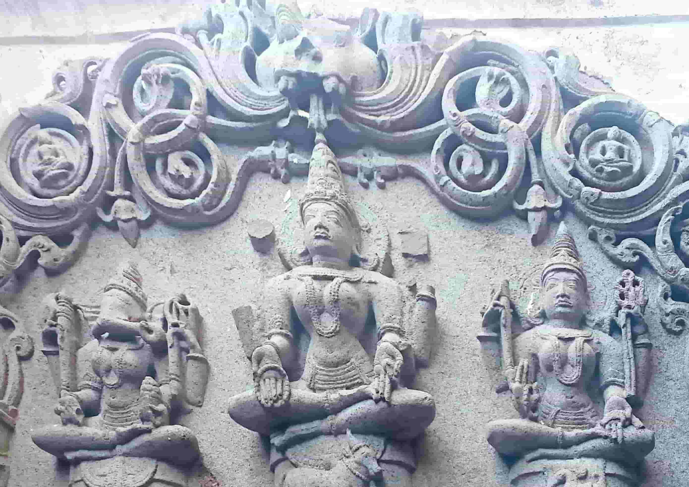 चिंचवडचा 'मोरया' आणि यवत-भुलेश्वरचा स्त्री रूपातील 'विनायकी' गणेश..