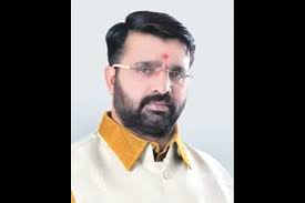 पिंपरी-चिंचवडमधील ‘कोरोना योद्धे’ आरोग्य कर्मचारी न्यायाच्या प्रतीक्षेत!