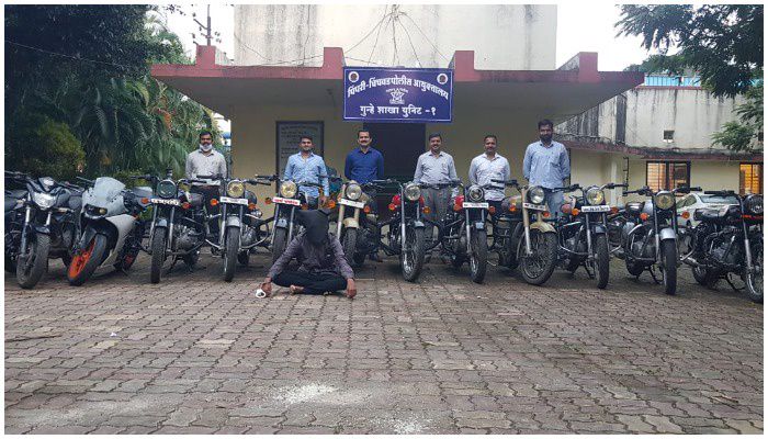 'बुलेटराजा' पोलिसांच्या अलगद जाळ्यात; १७ लाखांच्या १४ दुचाक्या जप्त...