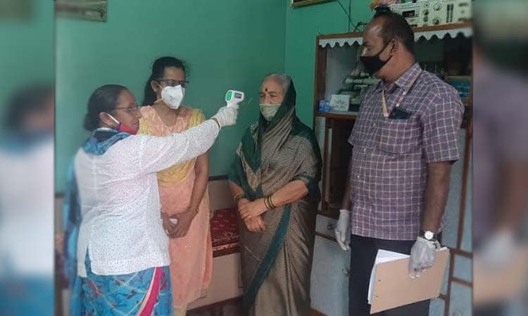 पालिकेच्या 'माझे कुटुंब माझी जबाबदारी' मोहिमेद्वारे शहरातील १० लाख ४५ हजार नागरिकांची तपासणी...