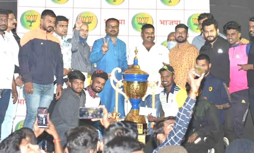 आ. महेशदादा लांडगे यांच्या वाढदिवसानिमित्त क्रिडा सभापती उत्तम केंदळेंचा पुढाकार..