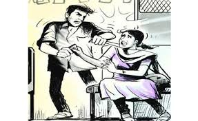 'माझ्याशी रिलेशन ठेव' असे म्हणत तरुणीचे अपहरण..