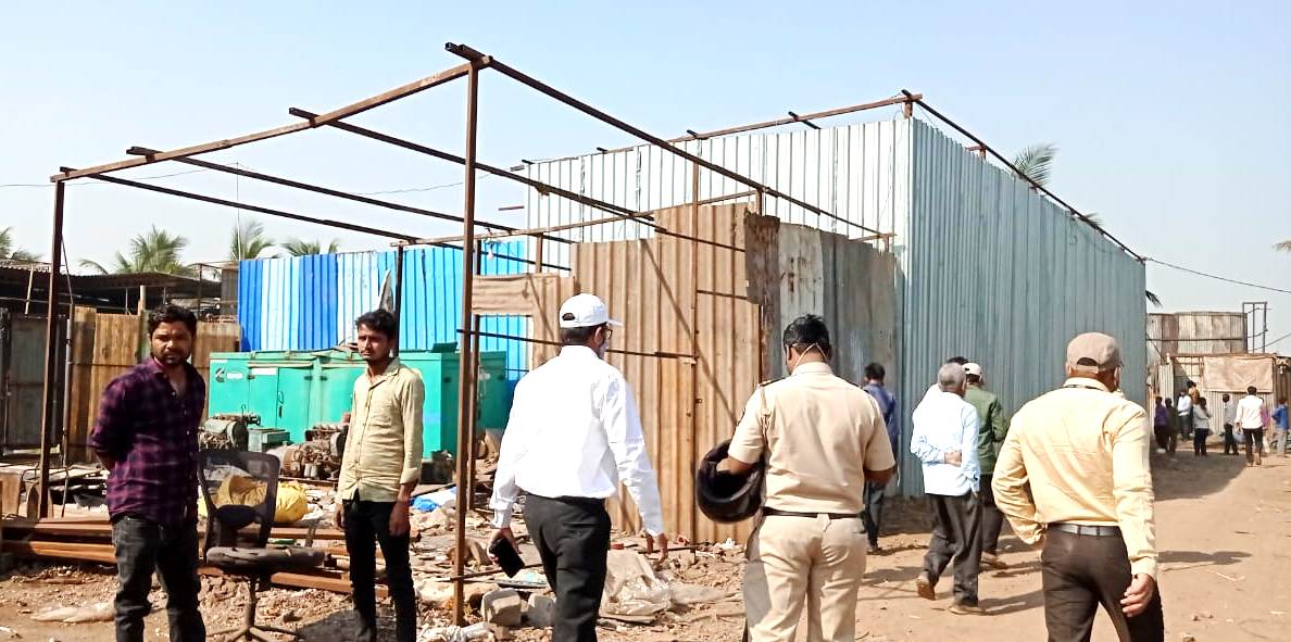 चिखलीतील वडाचा मळा परिसरात पत्राशेडवर मोठी कारवाई..