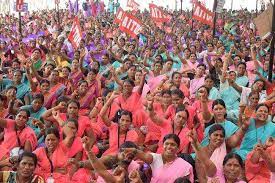 राज्य सरकारने आशा सेविकांच्या तोंडाला पुसली पाने..