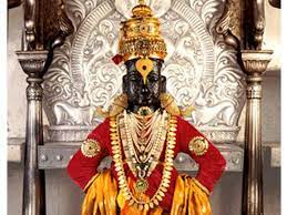 आषाढी एकादशीला पंढरपूरात मुख्यमंत्र्यांच्या हस्ते महापूजा..