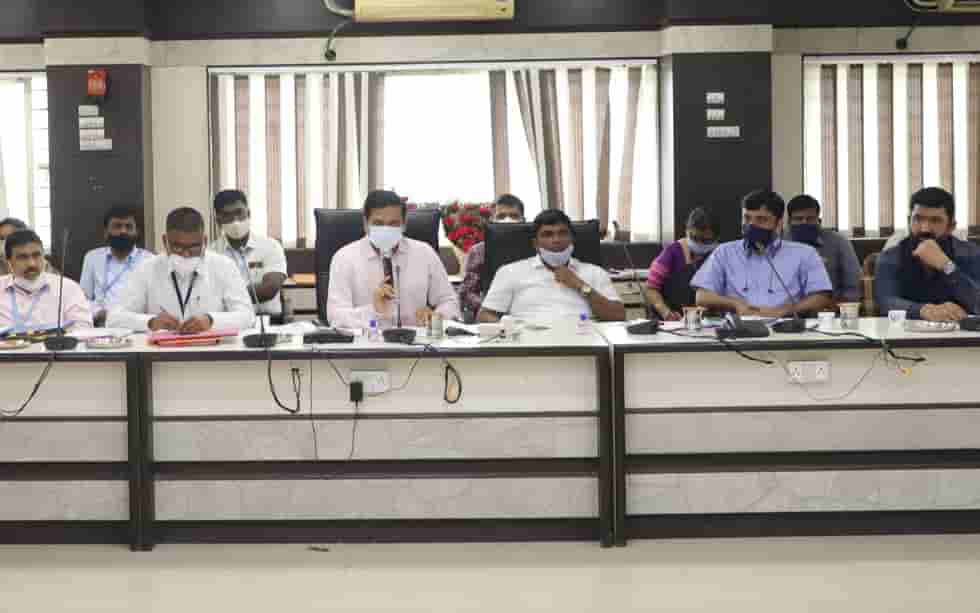 विकासकामांना गती देण्यासाठी आपसातील समन्वय महत्वाचा..