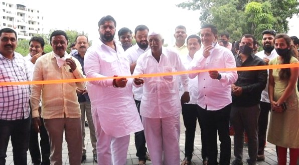 मोशीत कोरोना प्रतिबंधक लसीकरण मोहीमेला नागरिकांचा उदंड प्रतिसाद..