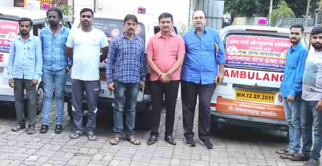 पूरग्रस्तांच्या मदतीला धावले सोमनाथ तापकीरांचे मदतकार्य..