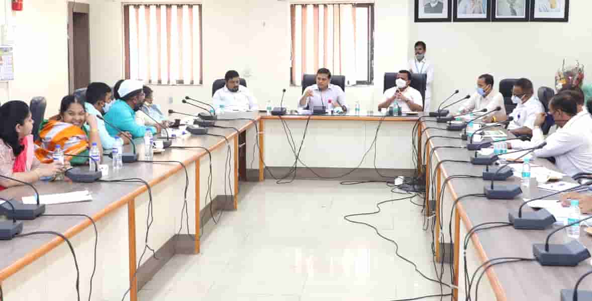 शहरातील अतिक्रमण व अनधिकृत नळ कनेक्शन शोधून कारवाई करा..