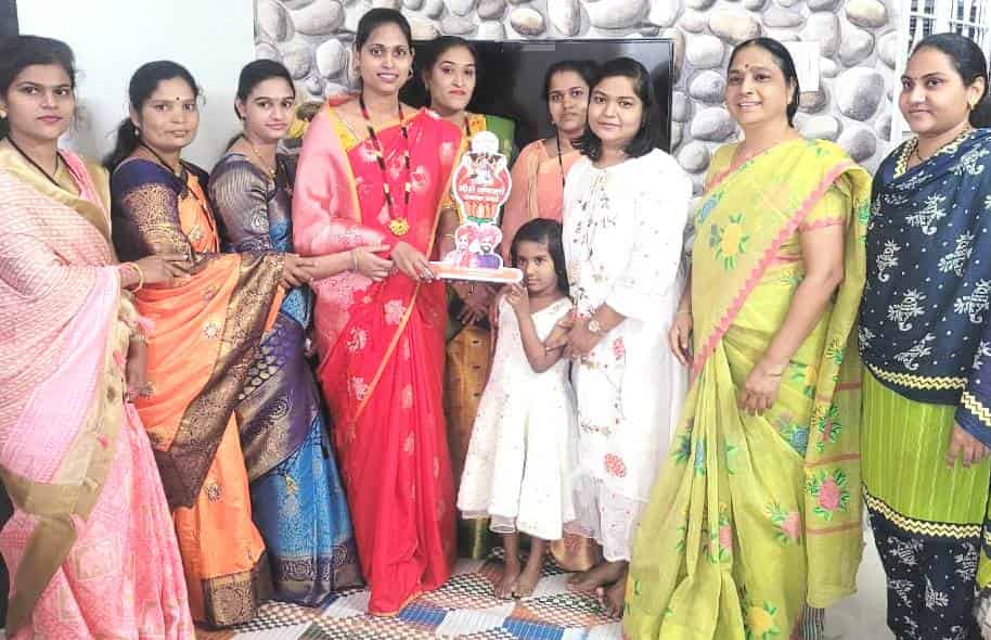 विम्याचे महत्व लोकांना पटवून देणारे हे खरे जनसेवक - आ. महेश लांडगे..