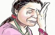 तुझा नवरा कुठे गेला, त्याला केस मागे घ्यायला लाव..