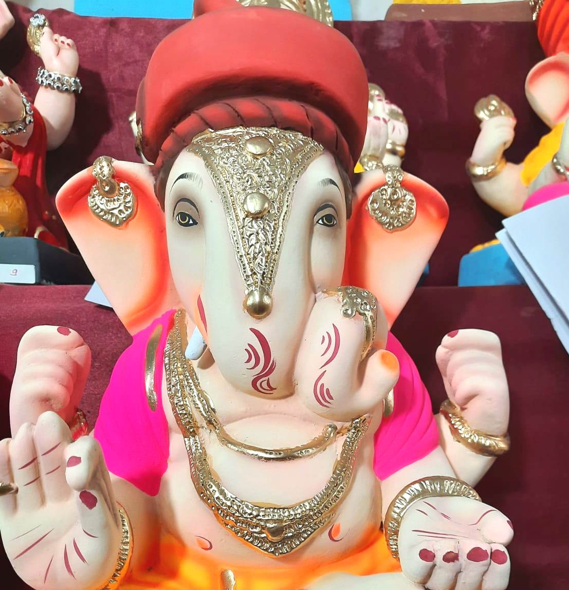 पिंपरी चिंचवड शहरात गणरायाच्या आगमनाची शांततेतच तयारी..