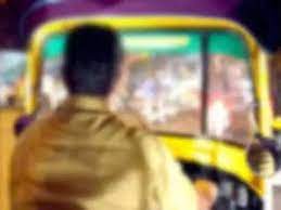 पॅसेंजर असल्याचे भासवून दोघांचा रिक्षाचालकावर धारदार वस्तूने हल्ला..