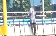 ग्रेडसेपरेटरमध्ये उडी मारून गंभीर जखमी झालेल्या त्या व्यक्तीचा अखेर मृत्यू..