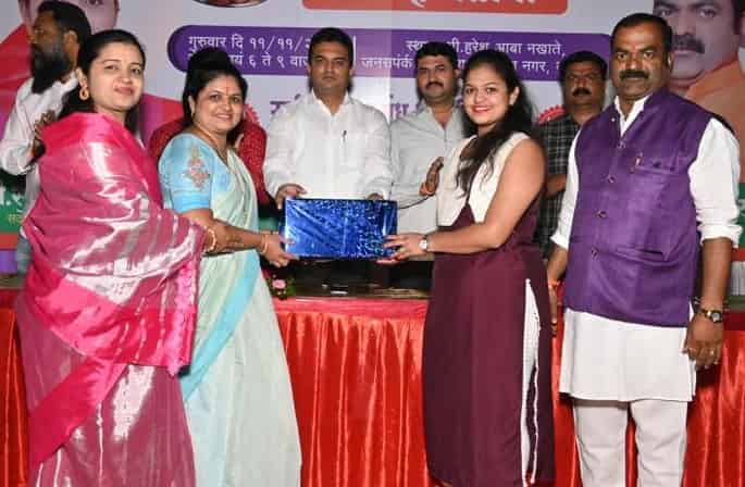 काळेवाडी-रहाटणी शिवसेनेच्या वतीने दिवाळी सेल्फी स्पर्धेतील विजेत्यांना बक्षीस वितरण..