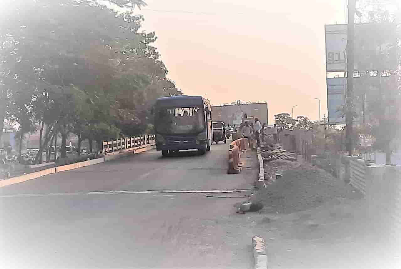 पिंपरीतील इंदिरा गांधी उड्डाणपुल वाहतुकीसाठी खुला..