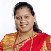 पालिकेने वाकड, पिंपळे निलखमधील अनधिकृत फ्लेक्स, किऑक्स हटवावीत..