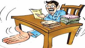 कर पावतीमध्ये दुरुस्तीसाठी पालिकेच्या दोन 'क्लार्क'ने स्वीकारली साडेआठ हजारांची लाच..