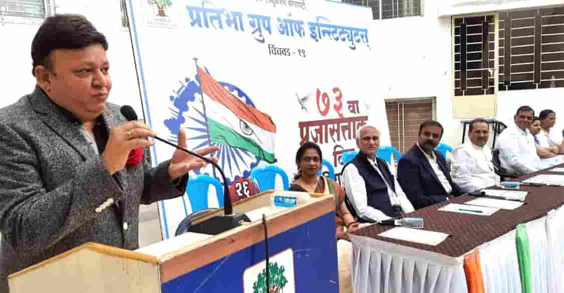 शिक्षक अशक्याला शक्य करू शकतात - भरत वोरा..